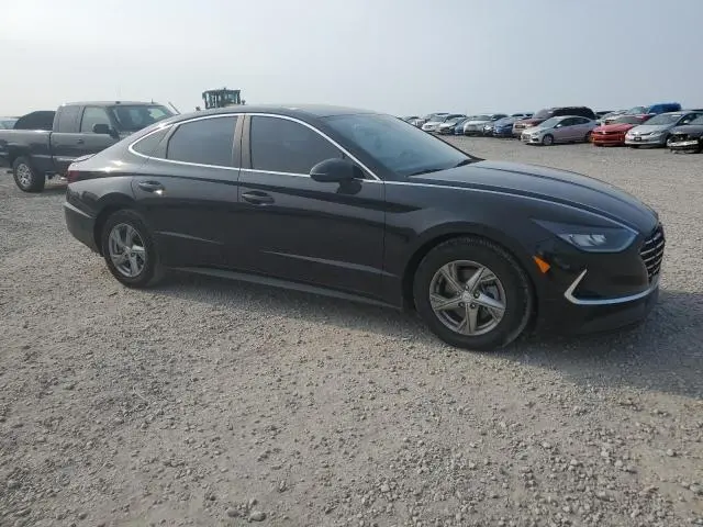 2023 HYUNDAI SONATA SE  