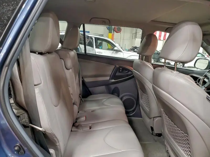 2011 TOYOTA RAV4 LIMITED  