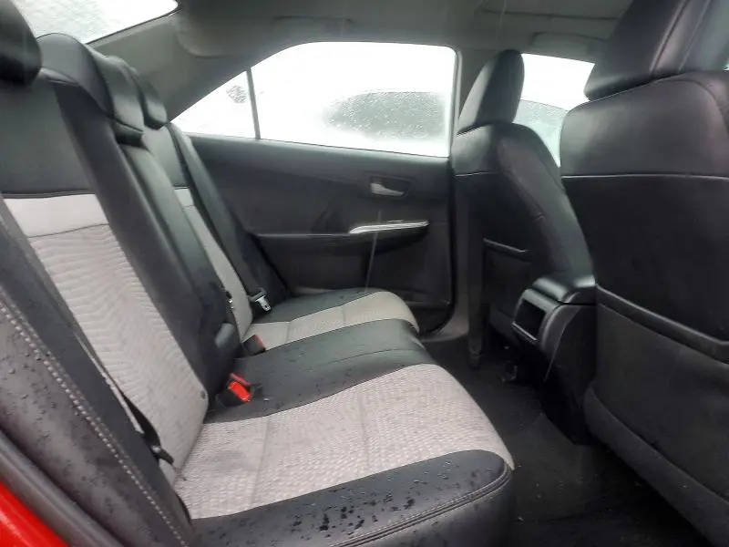 2014 TOYOTA CAMRY SE  