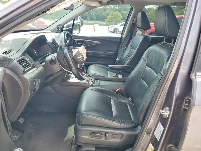 2021 HONDA PILOT SE  