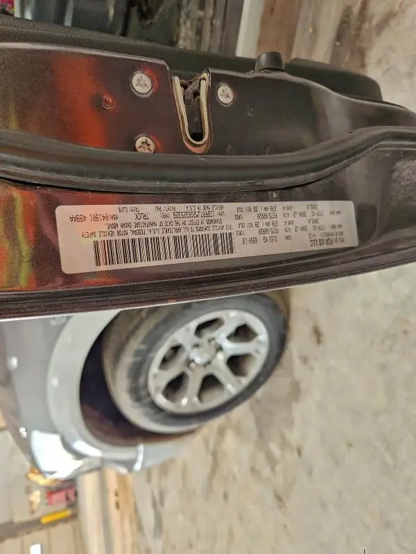 2016 RAM 1500 LARAMIE  