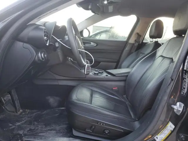 2017 ALFA ROMEO GIULIA   