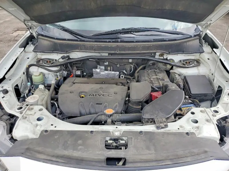 2010 MITSUBISHI OUTLANDER ES  