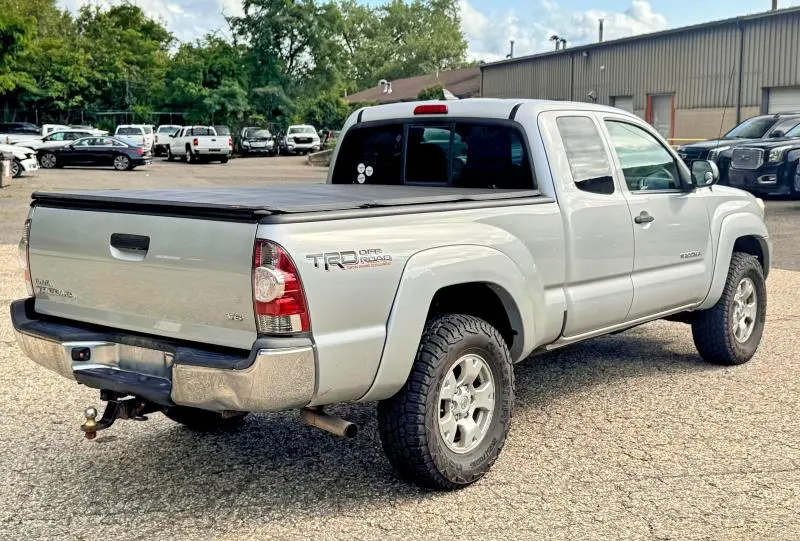 2012 TOYOTA TACOMA V6  