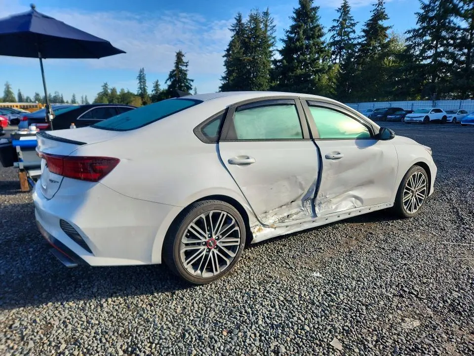 2024 KIA FORTE GT  