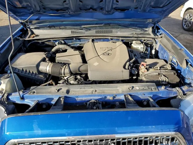 2017 TOYOTA TACOMA   