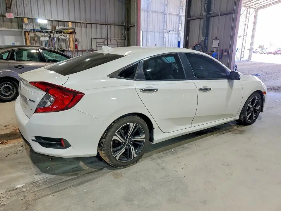 2017 HONDA CIVIC TOURING  