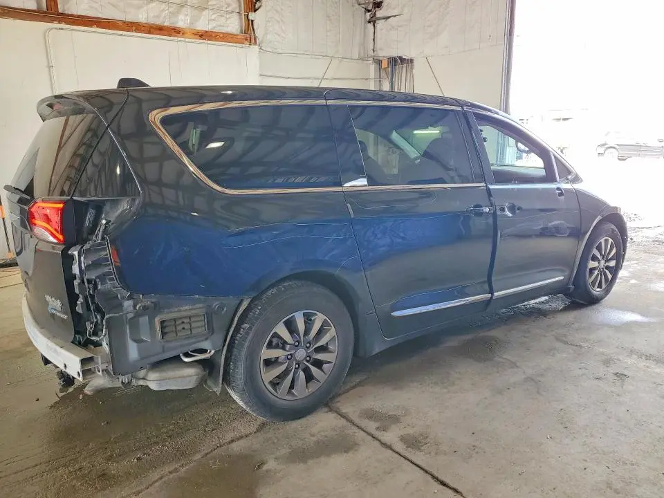 2019 CHRYSLER PACIFICA HYBRID LIMITED  