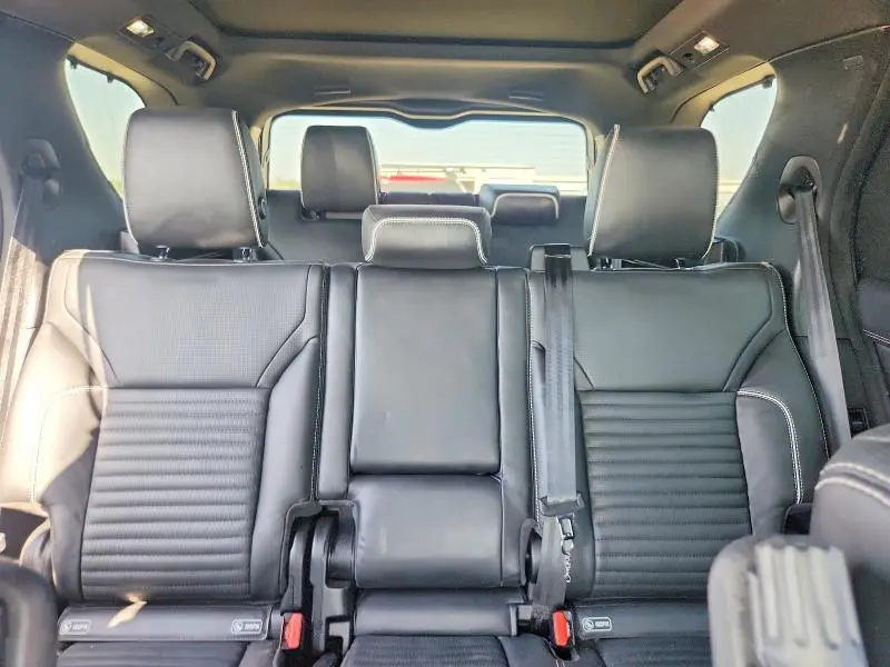 2020 LAND ROVER DISCOVERY HSE LUXURY  