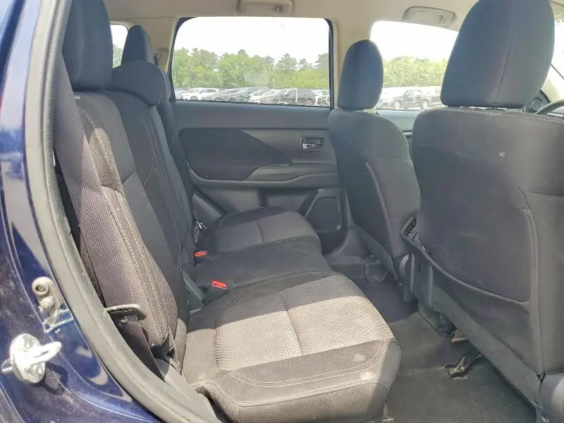 2020 MITSUBISHI OUTLANDER ES  