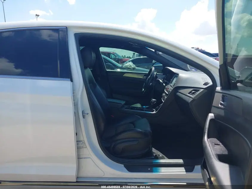 2019 HYUNDAI SONATA SPORT