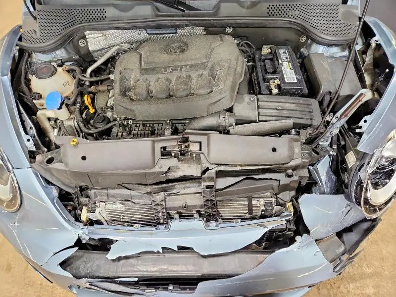 2019 VOLKSWAGEN BEETLE S  