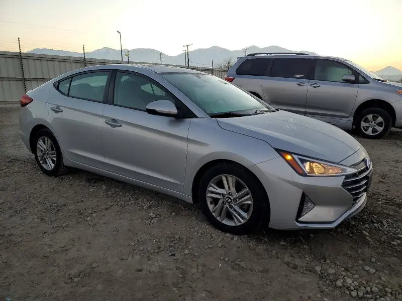 2019 HYUNDAI ELANTRA SEL  