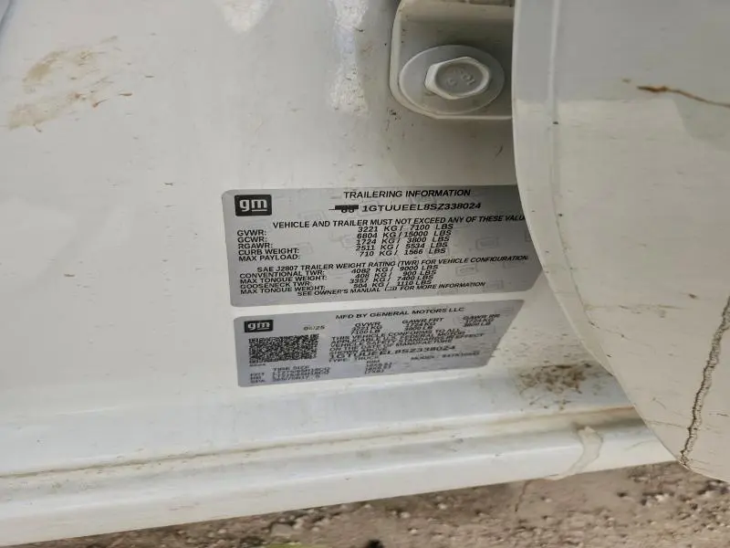 2025 GMC SIERRA K1500 AT4  