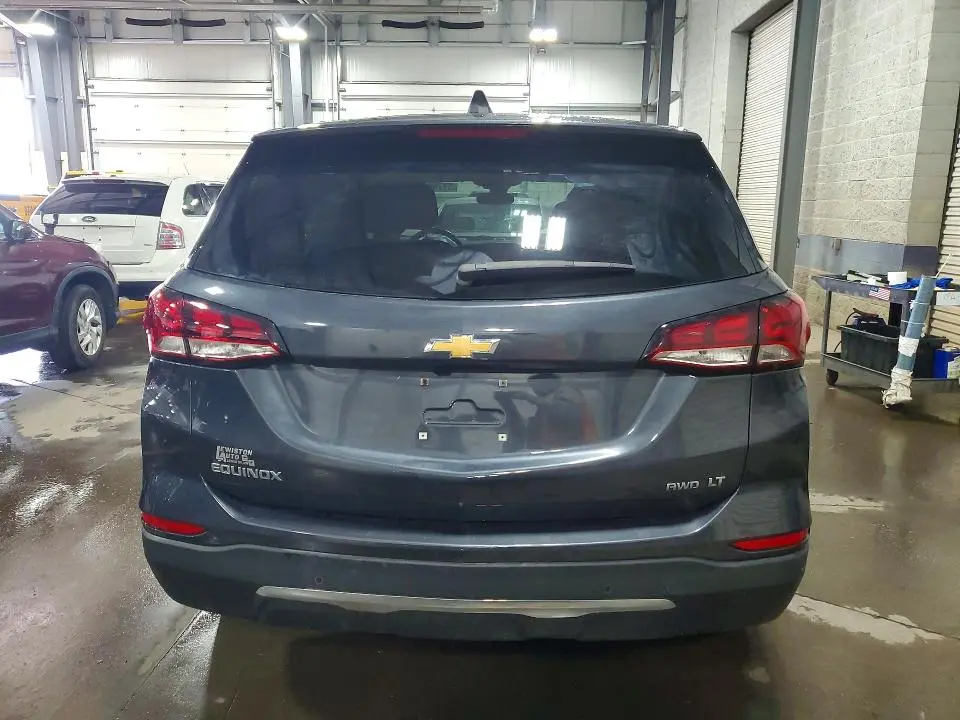 2022 CHEVROLET EQUINOX LT  