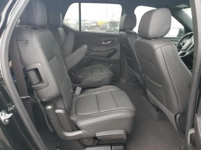 2023 CHEVROLET TRAVERSE LT  