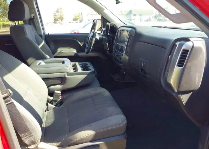 2018 CHEVROLET SILVERADO C1500 LT  