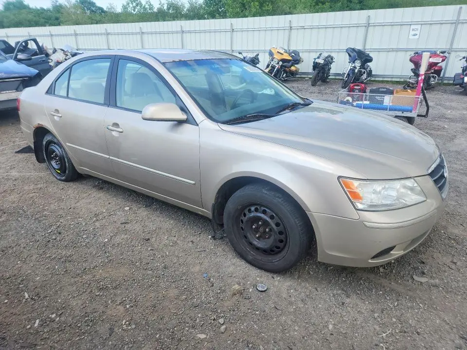 2010 HYUNDAI SONATA GLS  