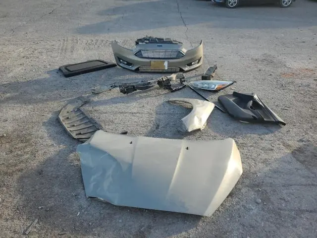 2016 FORD FOCUS TITANIUM  