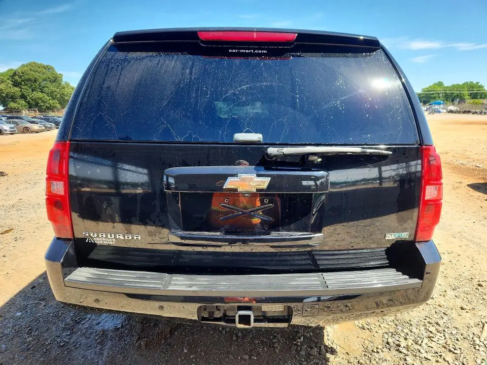2011 CHEVROLET SUBURBAN K1500 LT  