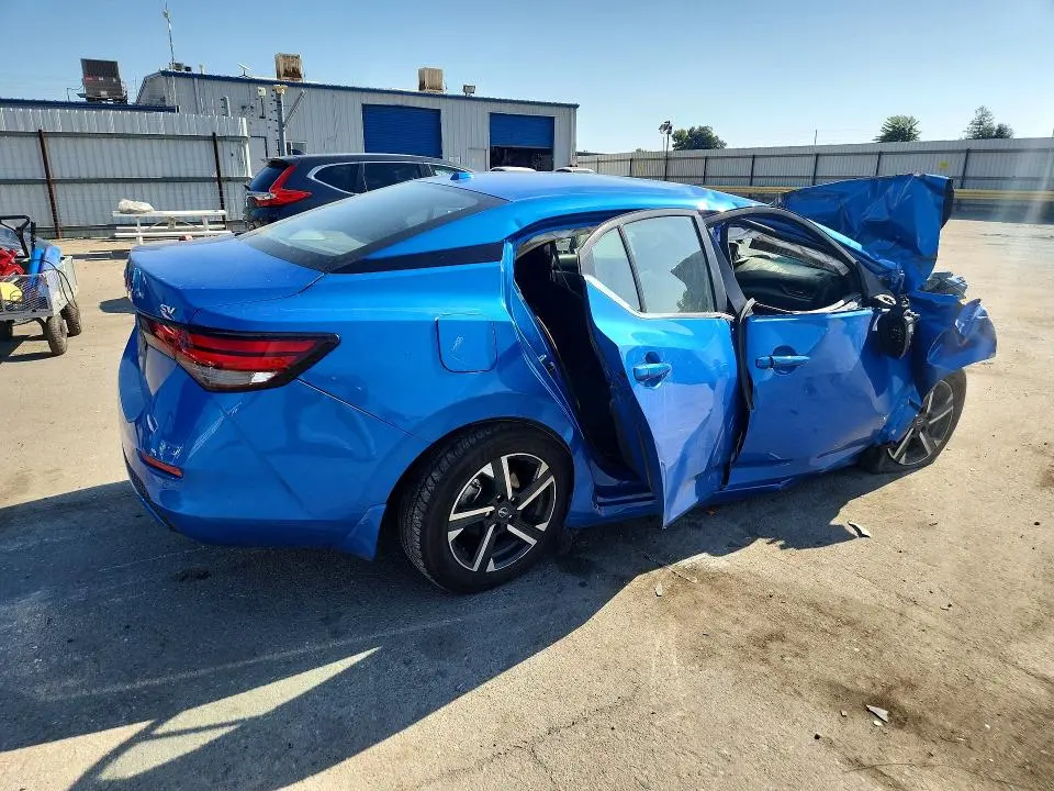 2024 NISSAN SENTRA SV  