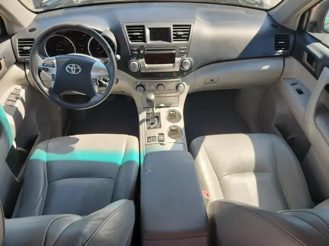 2011 TOYOTA HIGHLANDER BASE  