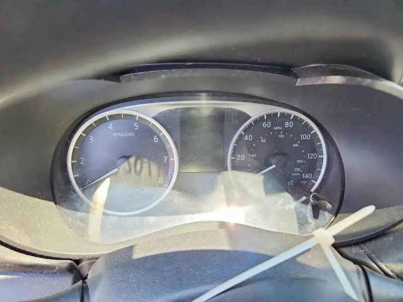 2020 NISSAN VERSA S  