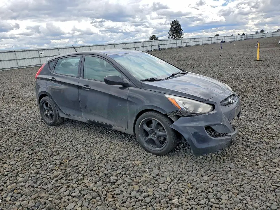 2017 HYUNDAI ACCENT SE  