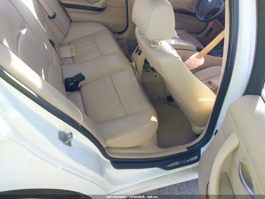 2011 BMW 328I  