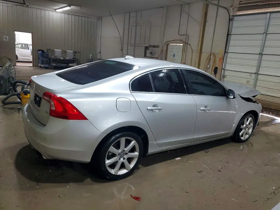 2016 VOLVO S60 PREMIER  