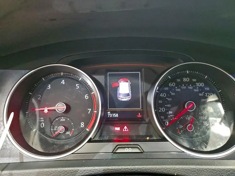 2016 VOLKSWAGEN GTI S/SE  