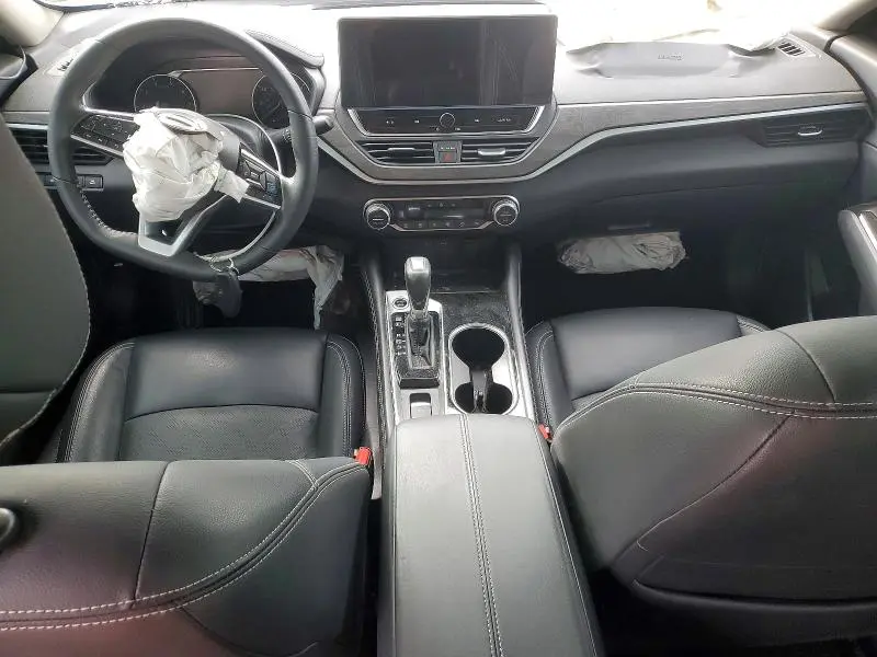 2024 NISSAN ALTIMA SL  