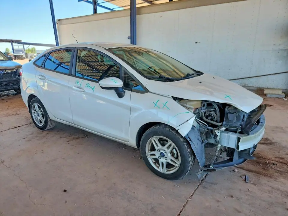 2018 FORD FIESTA SE  