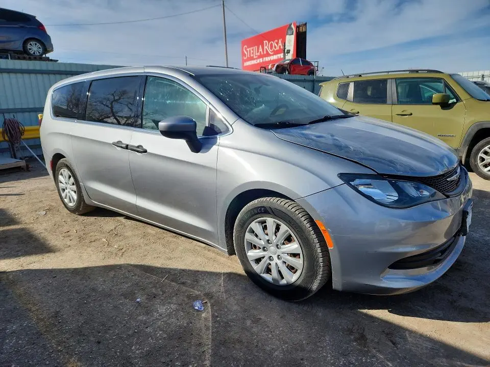 2019 CHRYSLER PACIFICA L  