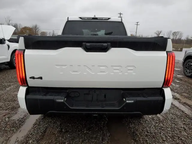 2023 TOYOTA TUNDRA CREWMAX SR  