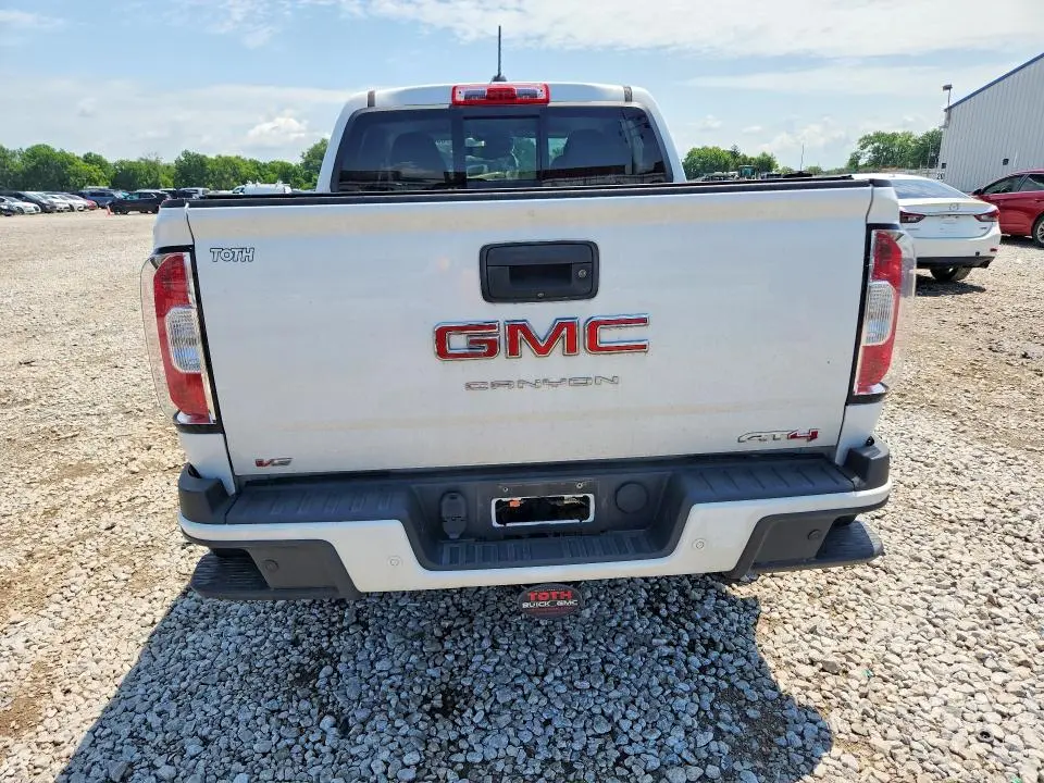 2021 GMC CANYON AT4  
