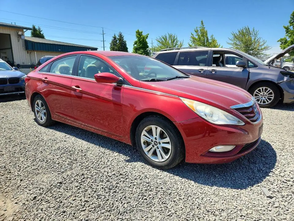 2013 HYUNDAI SONATA GLS  