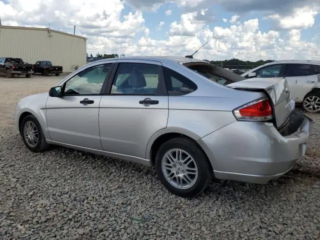 2010 FORD FOCUS SE  