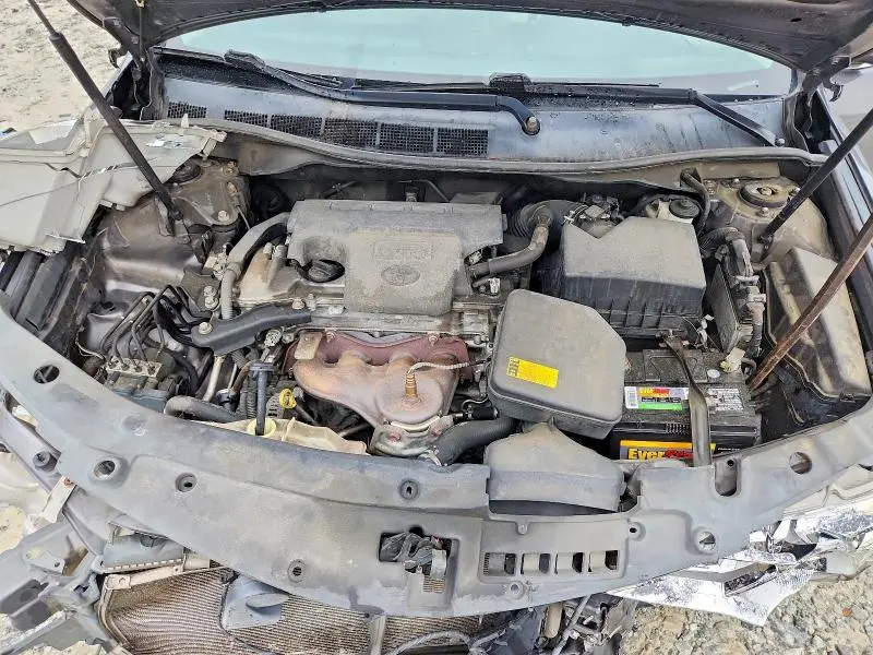 2014 TOYOTA CAMRY LE  