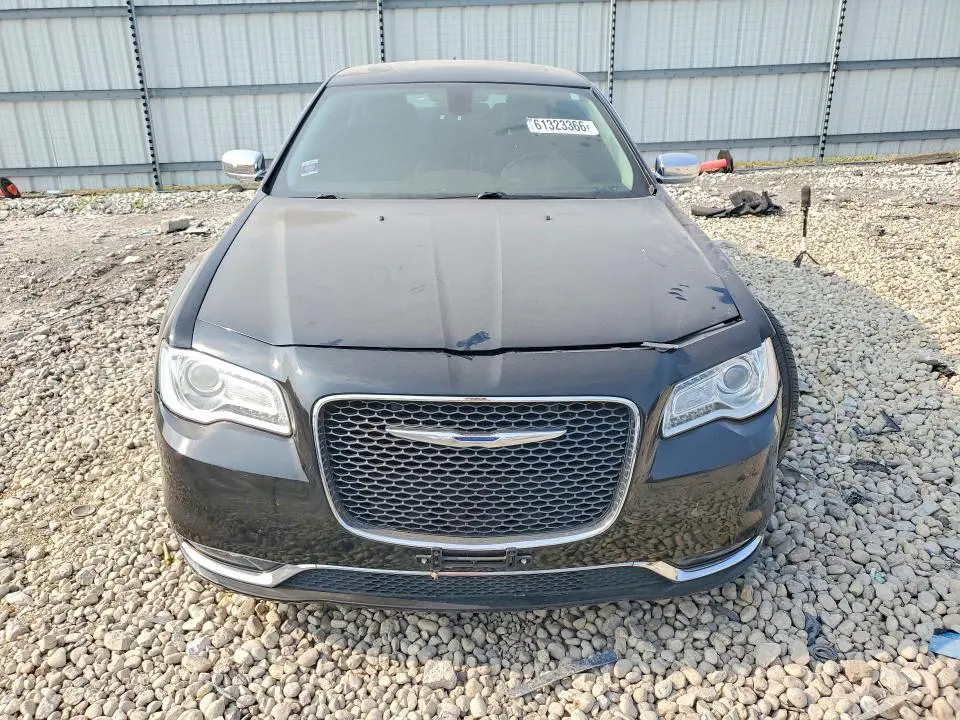 2016 CHRYSLER 300C   