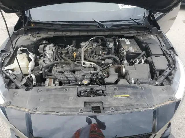 2021 NISSAN ALTIMA SR  