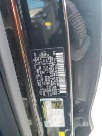 2016 HYUNDAI SANTA FE SE  