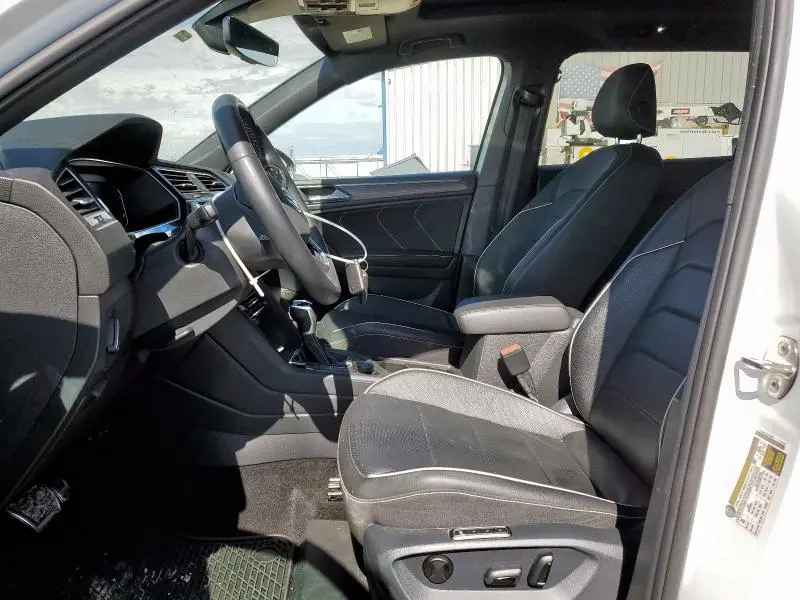 2023 VOLKSWAGEN TIGUAN SEL R-LINE BLACK  