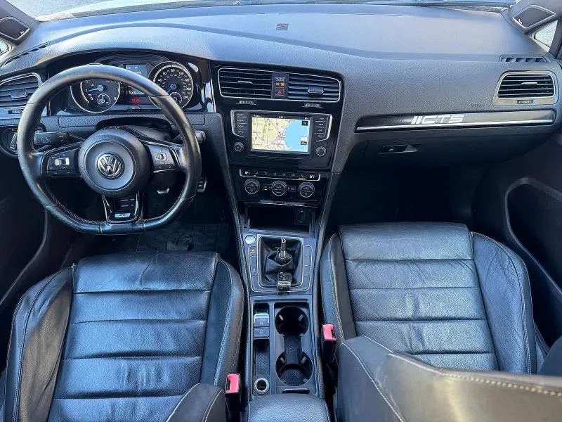 2016 VOLKSWAGEN GOLF R   