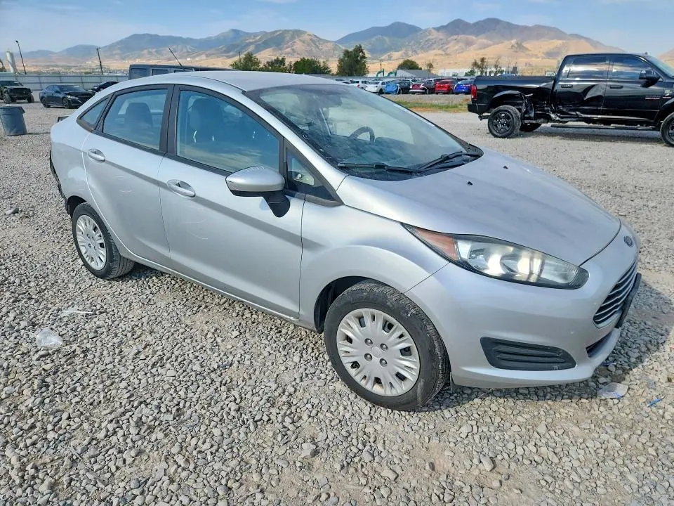 2017 FORD FIESTA S  
