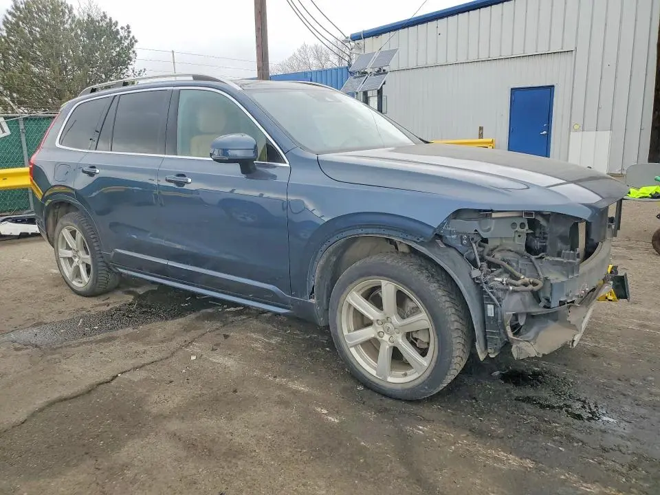 2018 VOLVO XC90 T8  