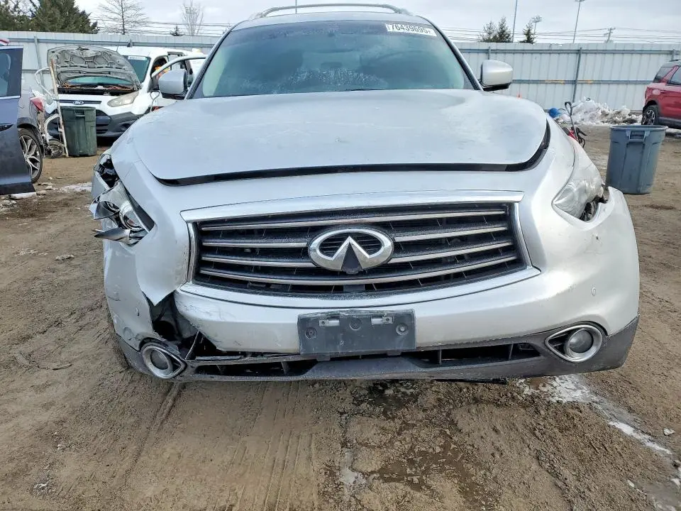 2014 INFINITI QX70   