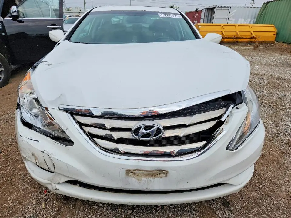 2013 HYUNDAI SONATA SE  
