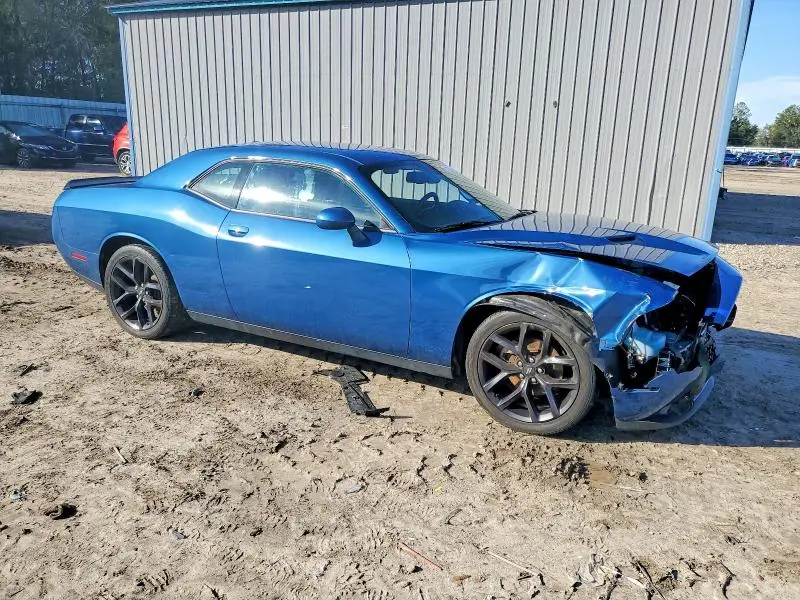 2021 DODGE CHALLENGER SXT  