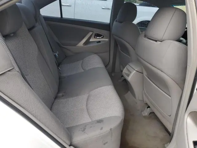 2011 TOYOTA CAMRY BASE  
